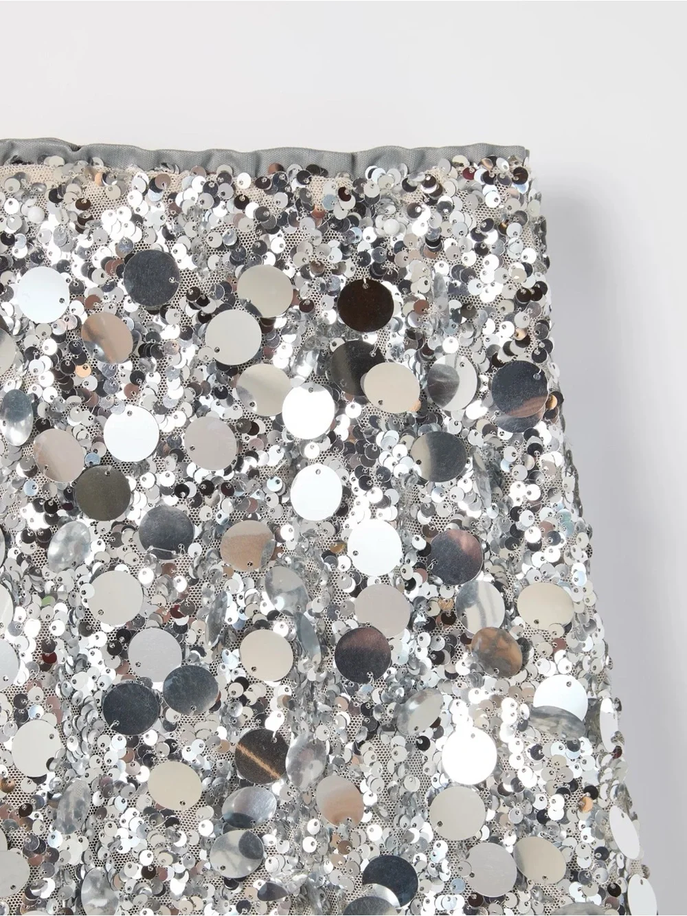 Silver Sequin Mini Skirt - Size: 8
